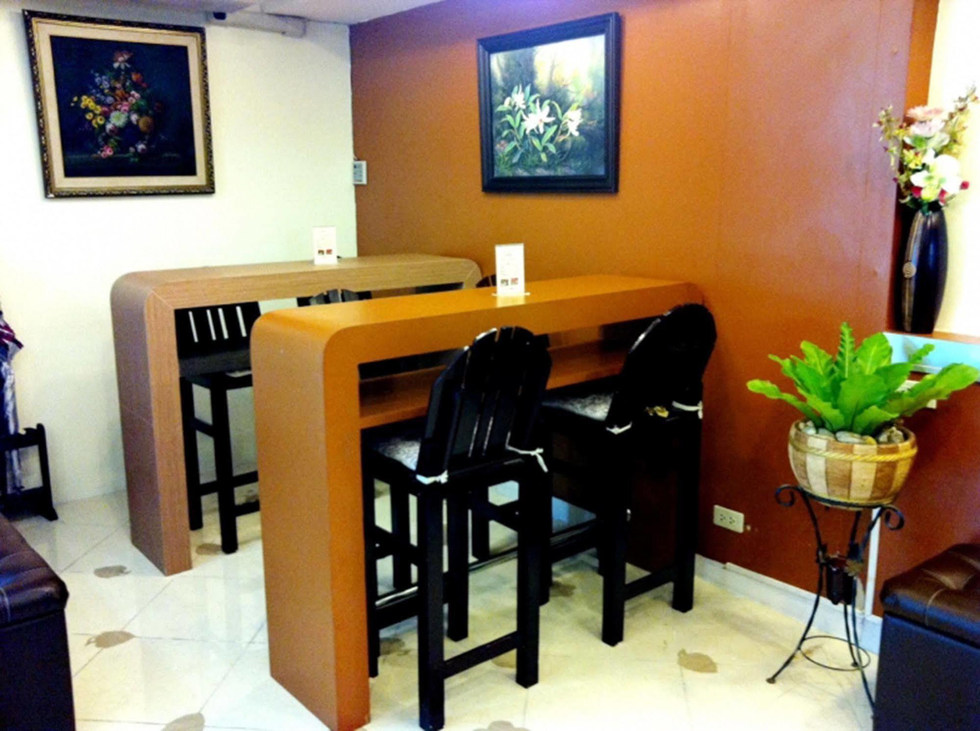 The Nest Serviced Apartment Banguecoque Exterior foto