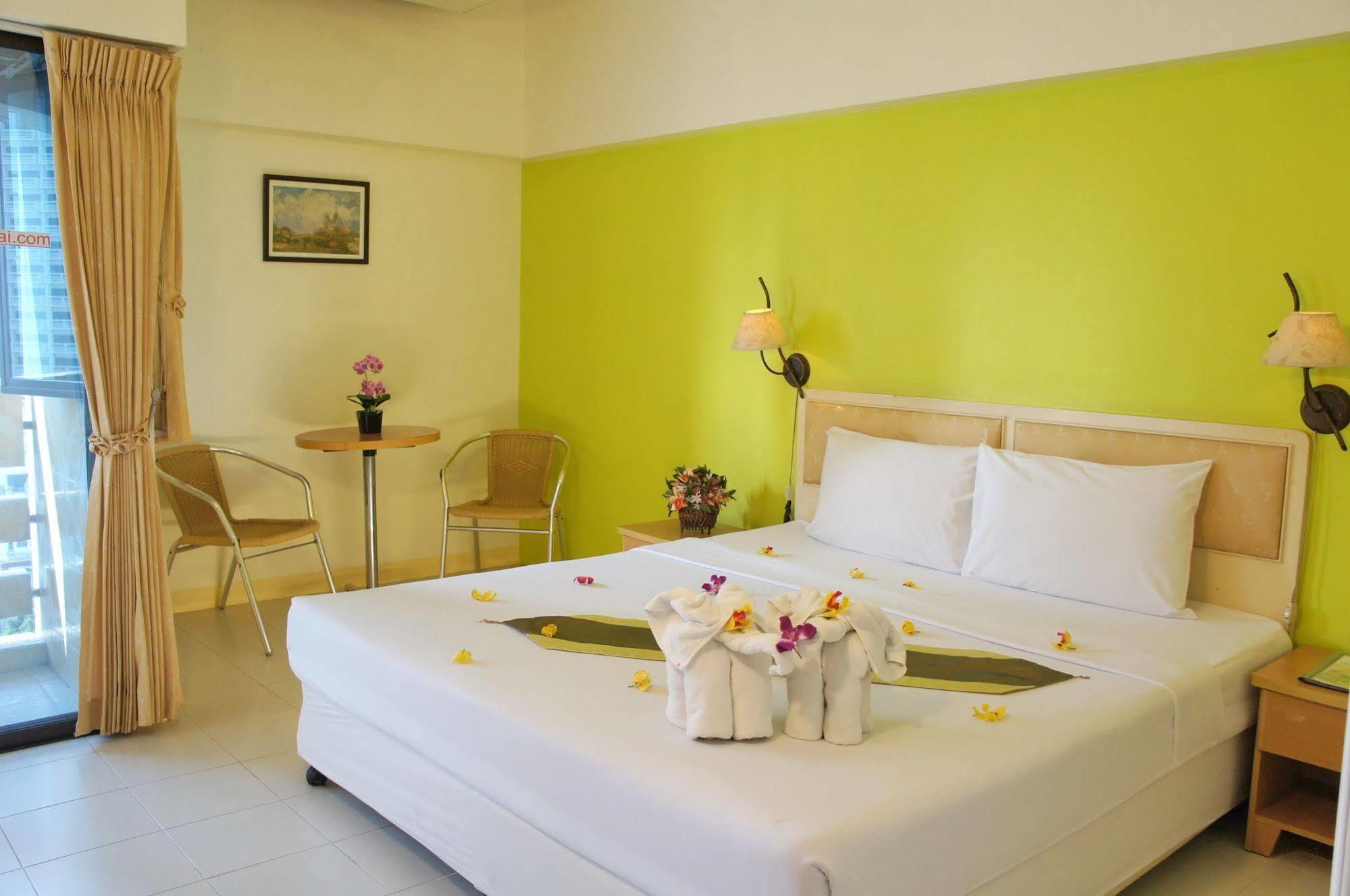 The Nest Serviced Apartment Banguecoque Exterior foto