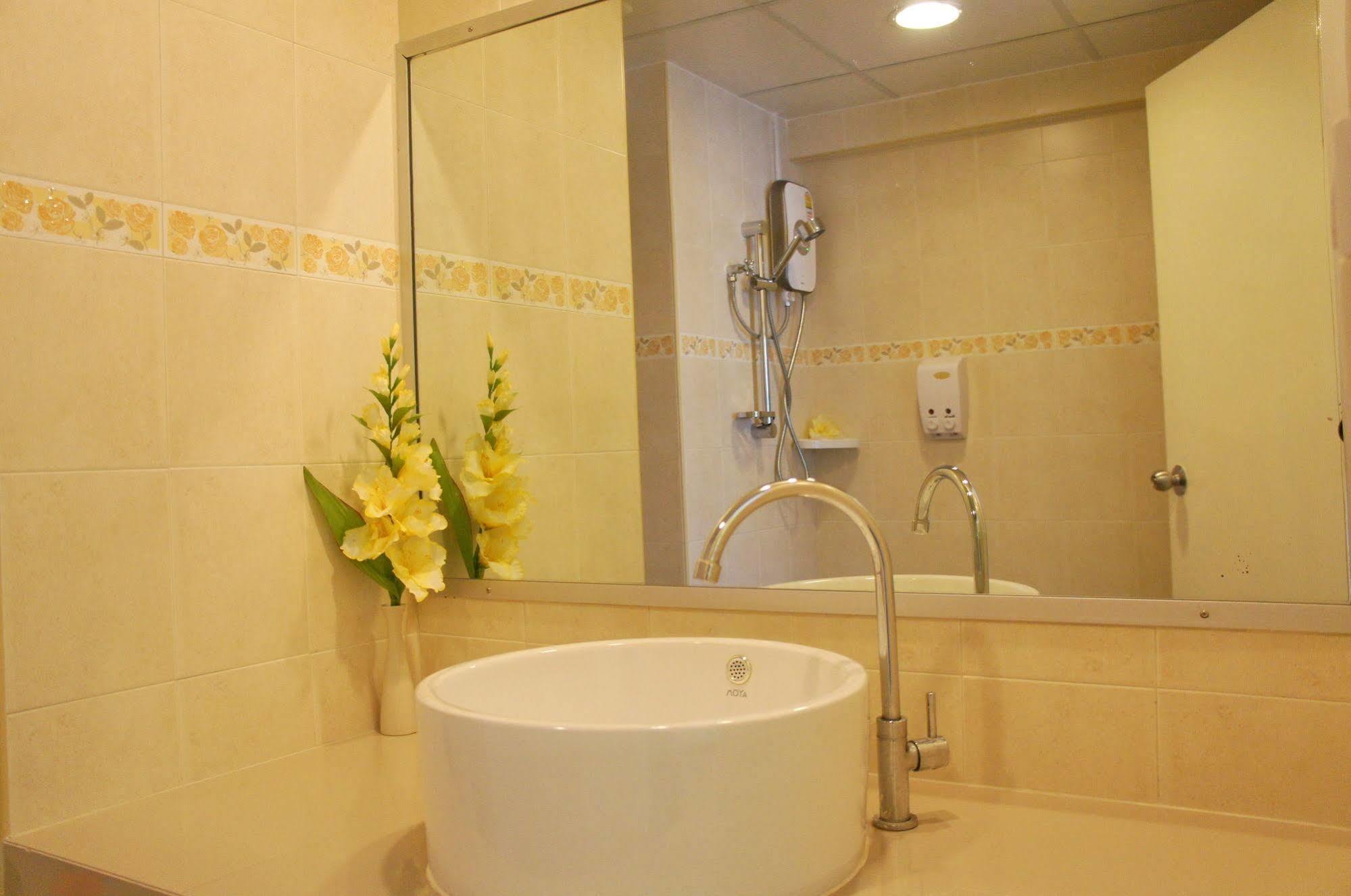 The Nest Serviced Apartment Banguecoque Exterior foto
